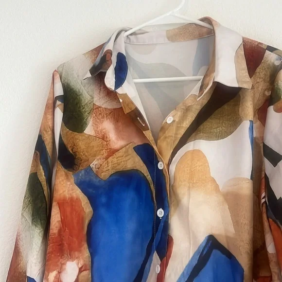 Blouse - Picture 2 of 3